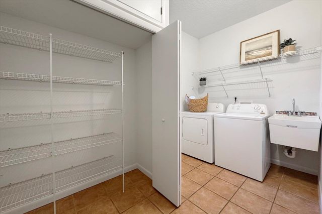 300 Spanish Oak Ct, St Augustine Beach, FL 32080