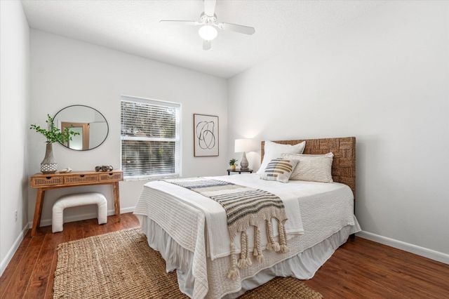 300 Spanish Oak Ct, St Augustine Beach, FL 32080