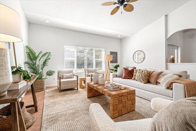 300 Spanish Oak Ct, St Augustine Beach, FL 32080