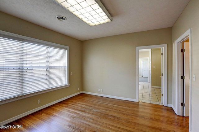 1148 Jenks Avenue, Panama City, FL 32401