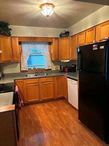 215 W Lexington Boulevard, Eau Claire, WI 54701