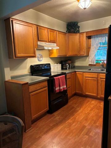 215 W Lexington Boulevard, Eau Claire, WI 54701