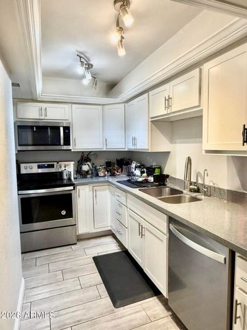 9062 N 51ST Lane, Glendale, AZ 85302