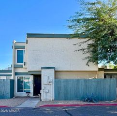 9062 N 51ST Lane, Glendale, AZ 85302