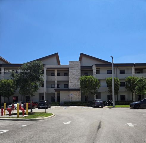 7819 NW 104th Ave 21, Doral, FL 33178