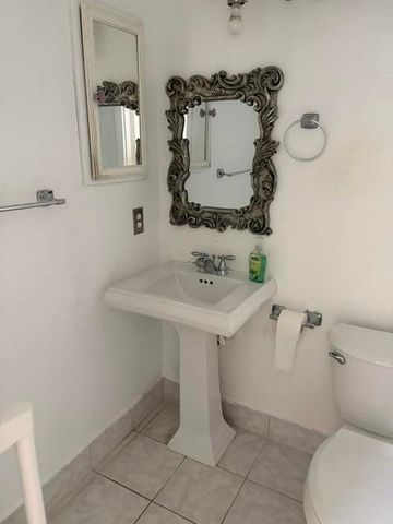 381 Mansfield J, Boca Raton, FL 33434