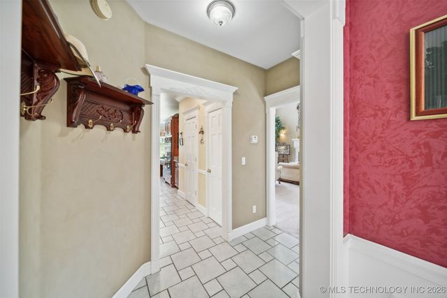 1115 Renaissance Drive, Sand Springs, OK 74063