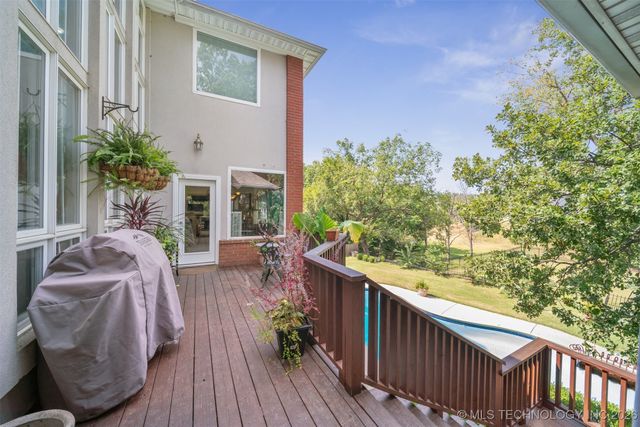 1115 Renaissance Drive, Sand Springs, OK 74063