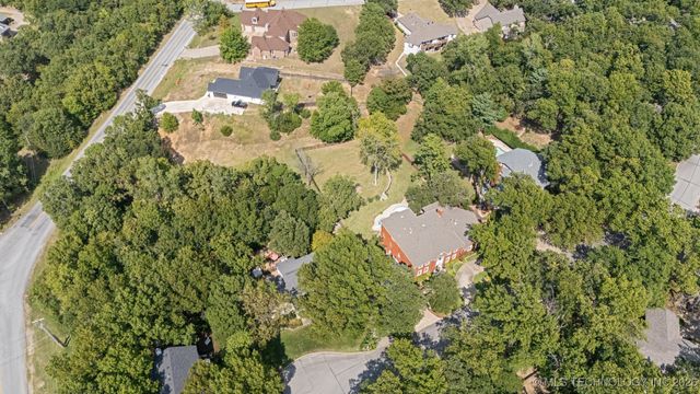 1115 Renaissance Drive, Sand Springs, OK 74063