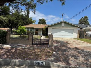 3621 W Crystal Ln., Santa Ana, CA 92704