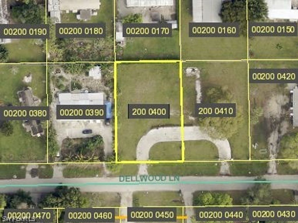 11368 Dellwood LN, Bonita Springs, FL 34135