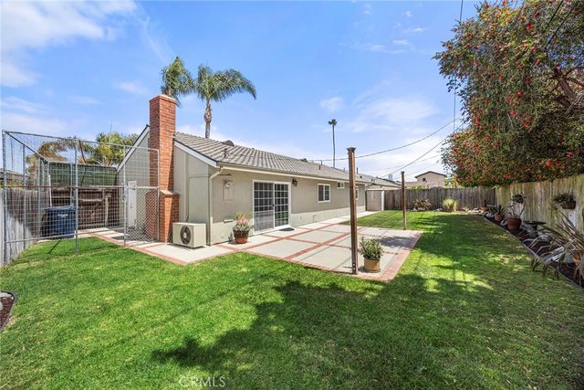 6242 Vatcher, Huntington Beach, CA 92647