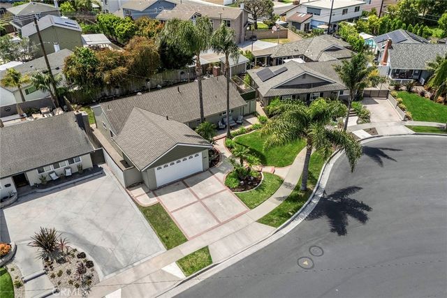 6242 Vatcher, Huntington Beach, CA 92647