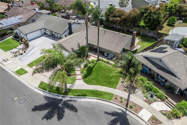 6242 Vatcher, Huntington Beach, CA 92647