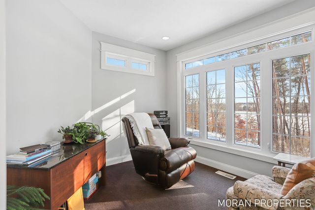 6978 Highland Drive W, Allendale, MI 49401