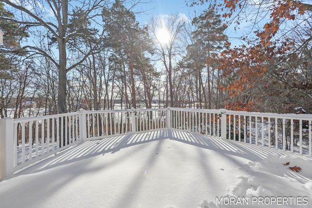 6978 Highland Drive W, Allendale, MI 49401