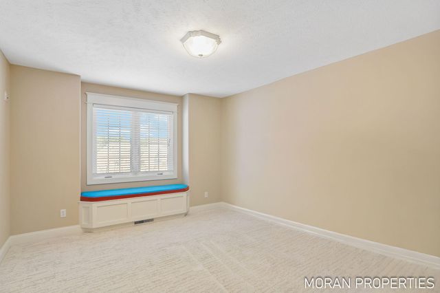 6978 Highland Drive W, Allendale, MI 49401