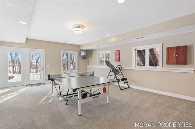 6978 Highland Drive W, Allendale, MI 49401