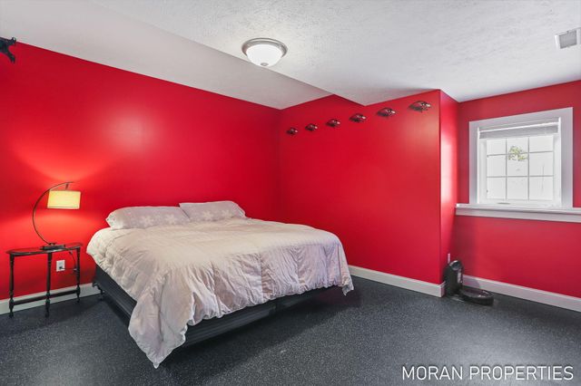 6978 Highland Drive W, Allendale, MI 49401