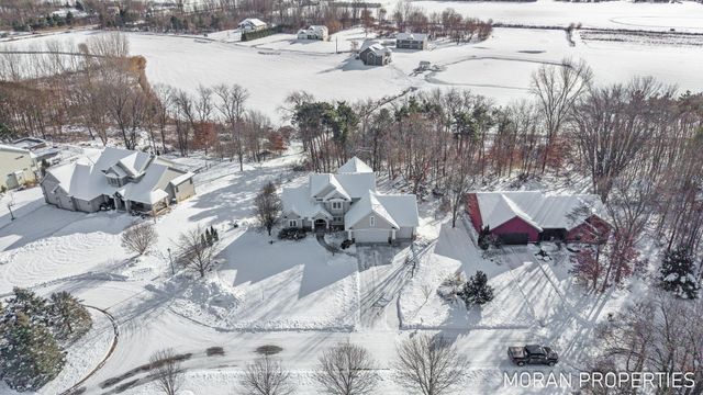 6978 Highland Drive W, Allendale, MI 49401