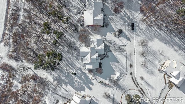 6978 Highland Drive W, Allendale, MI 49401