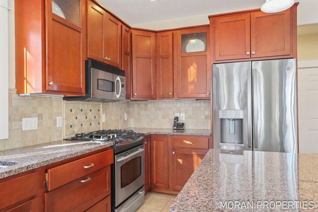 6978 Highland Drive W, Allendale, MI 49401