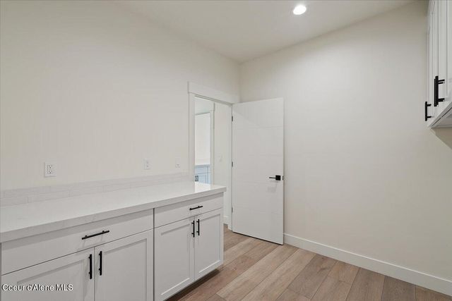 9262 N Secretariat LN, Hayden, ID 83835