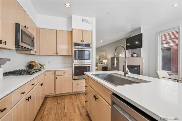 12 S Monroe Street, Denver, CO 80209