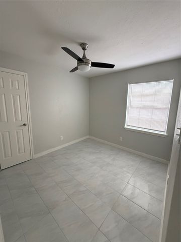 2414 Sunflower Drive, Arlington, TX 76014