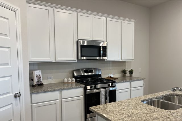 7508 Sunset Valley Lane, Denton, TX 76249