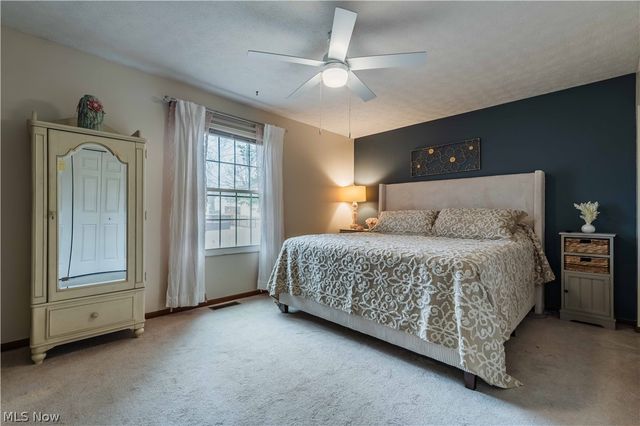 8000 Norriton Circle NW, North Canton, OH 44720