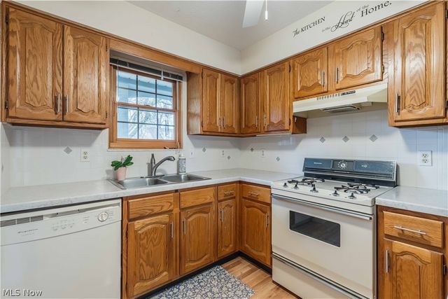 8000 Norriton Circle NW, North Canton, OH 44720