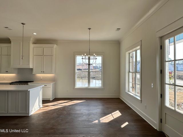 1020 Crepe Myrtle Drive, Brandon, MS 39047