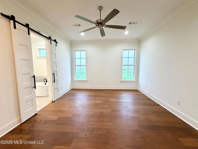 1020 Crepe Myrtle Drive, Brandon, MS 39047