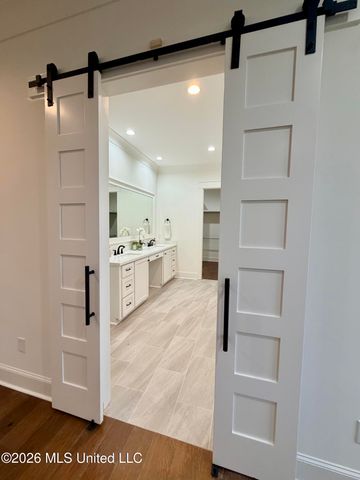 1020 Crepe Myrtle Drive, Brandon, MS 39047