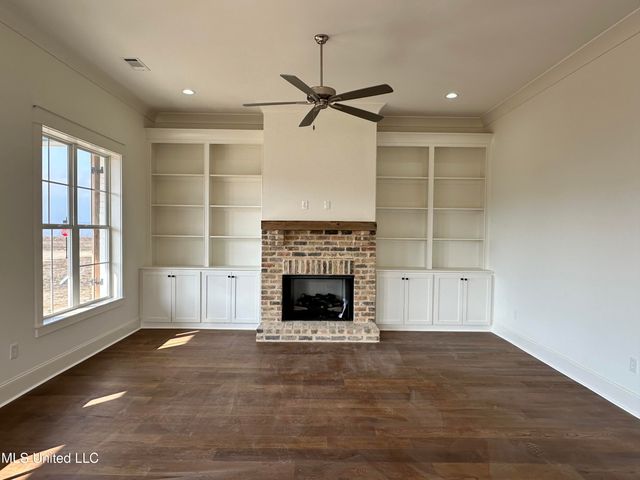 1020 Crepe Myrtle Drive, Brandon, MS 39047