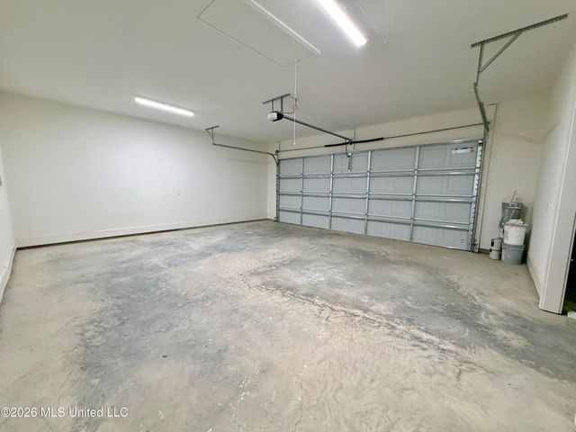 1020 Crepe Myrtle Drive, Brandon, MS 39047