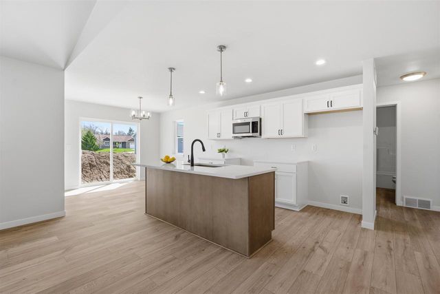 341 LEONA WAY, Oakfield, WI 53065