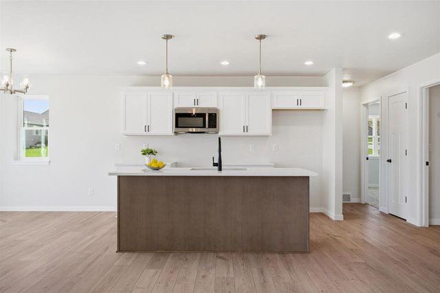 341 LEONA WAY, Oakfield, WI 53065