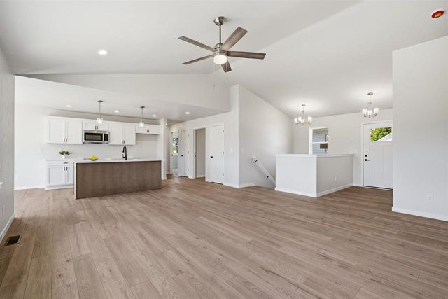 341 LEONA WAY, Oakfield, WI 53065