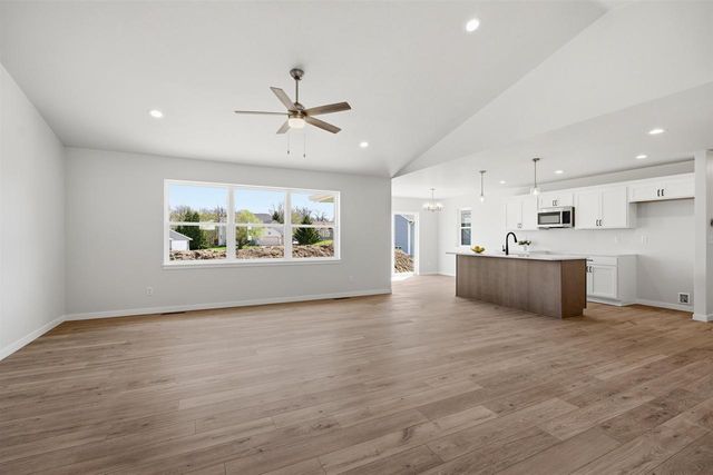 341 LEONA WAY, Oakfield, WI 53065