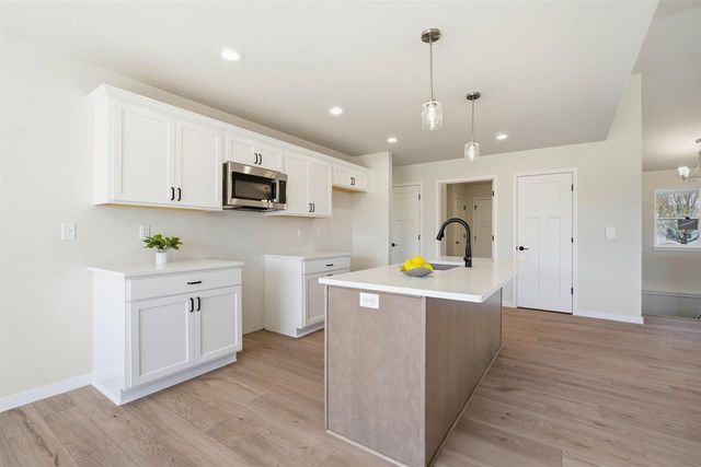 341 LEONA WAY, Oakfield, WI 53065