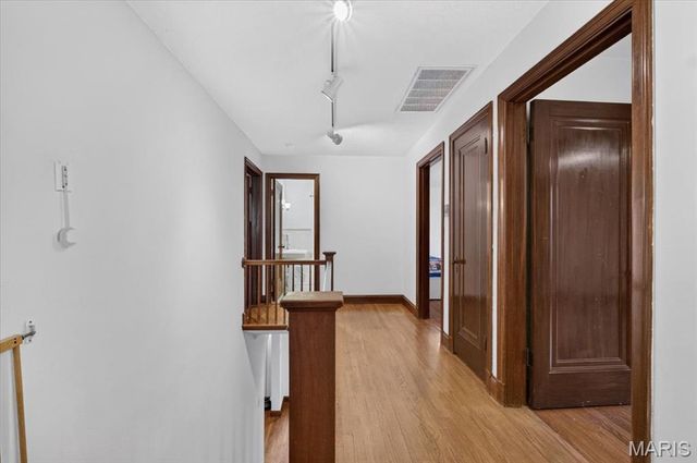 7141 Lindell Boulevard, St Louis, MO 63130