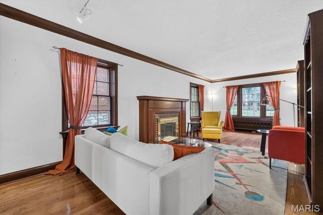 7141 Lindell Boulevard, St Louis, MO 63130