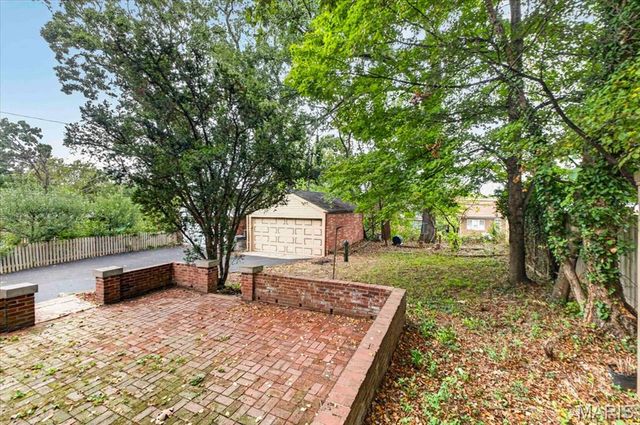 7141 Lindell Boulevard, St Louis, MO 63130