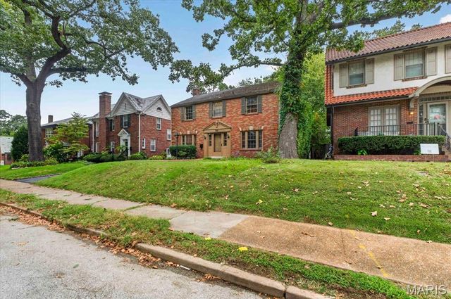7141 Lindell Boulevard, St Louis, MO 63130