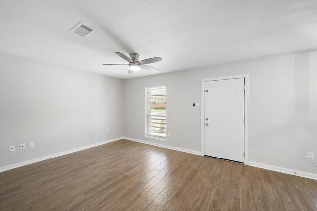 2526 Appian Way 2, New Caney, TX 77357