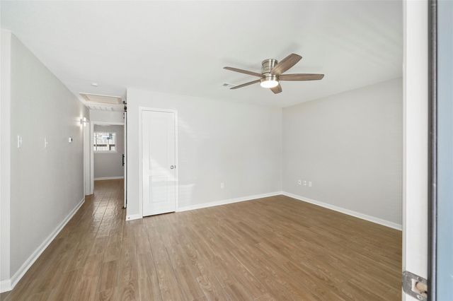 2526 Appian Way 2, New Caney, TX 77357
