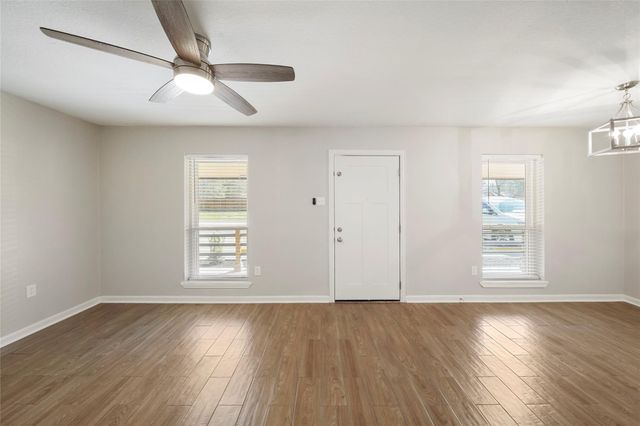 2526 Appian Way 2, New Caney, TX 77357