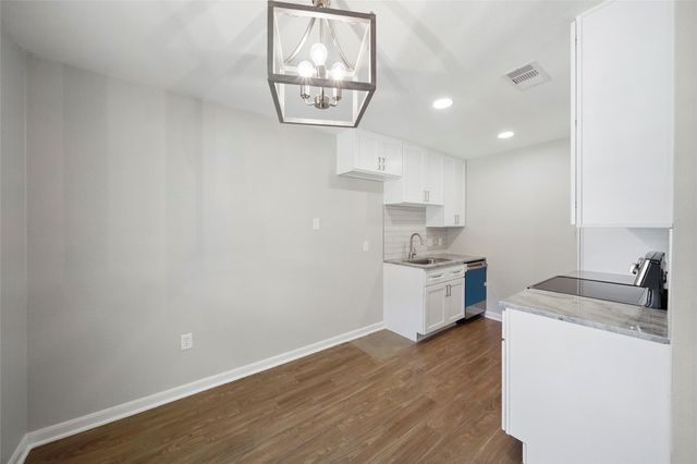 2526 Appian Way 2, New Caney, TX 77357